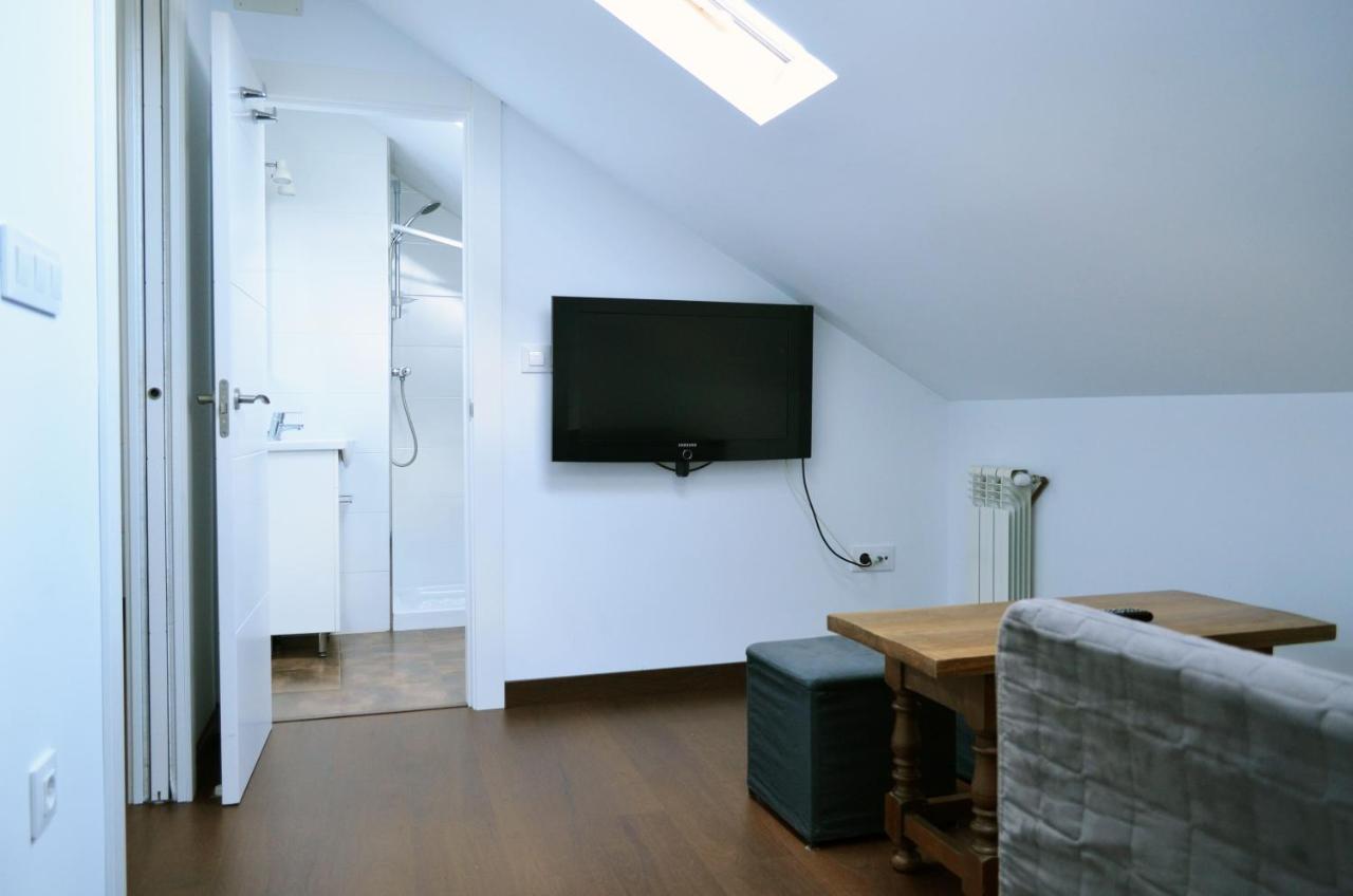 Apartamento El Corro: Con Parking En Pleno Centro De Комільяс Екстер'єр фото